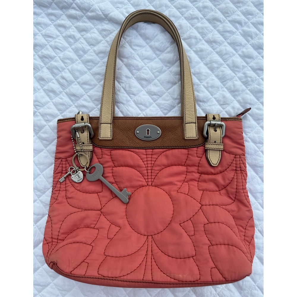 Vintage Fossil Key-Per Quilted Flower Bag Coral Pink Leather Trim Ladybug Lining